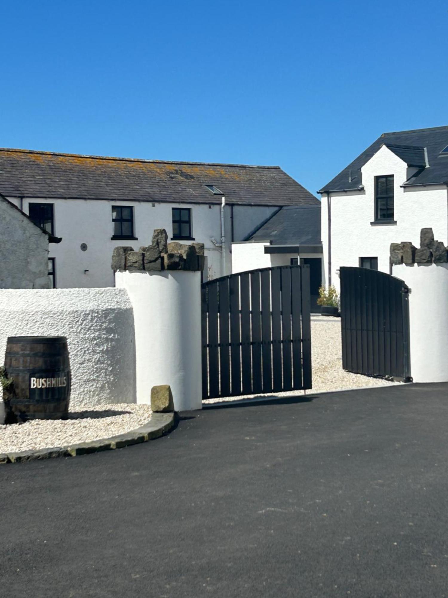 Bayview Farm Holiday Cottages Bushmills Exterior foto